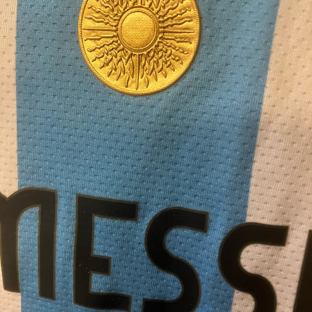 Lionel Messi fifa world champions edition soccer futbol jersey athletic shirt xL - Picture 4 of 16